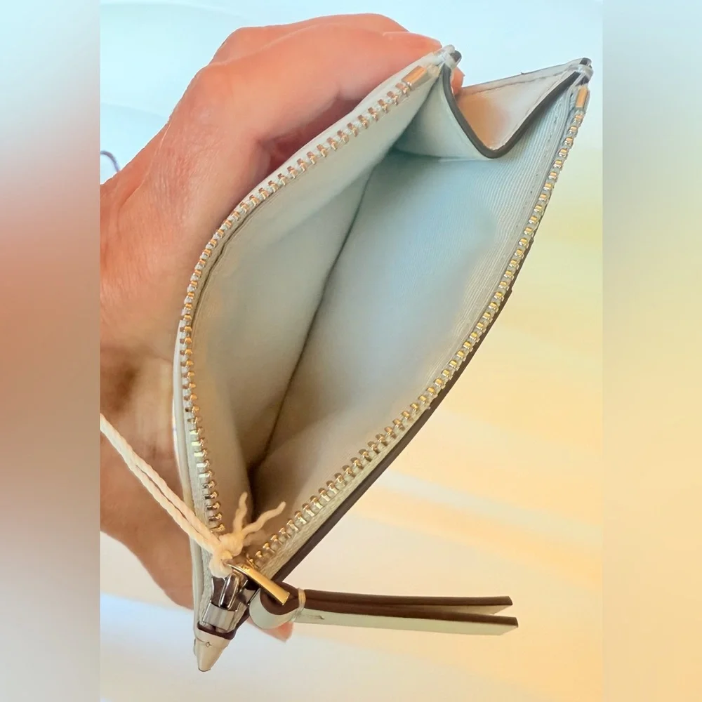 TORY BURCH Kira Diamond Quilted Leather Zip Card Case Wallet - Picture 3 of 8